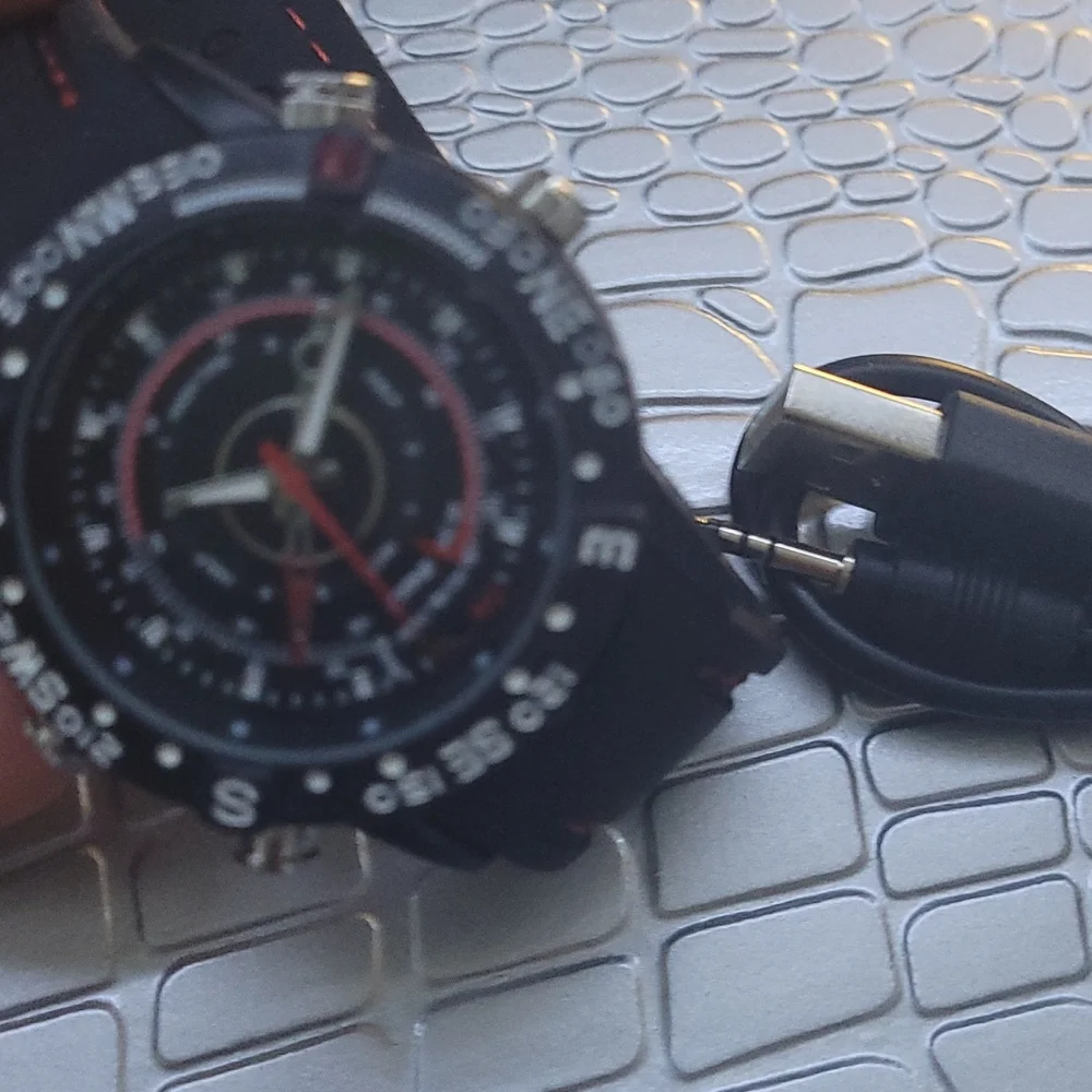 Watch ⌚️ - Picture 5 of 7